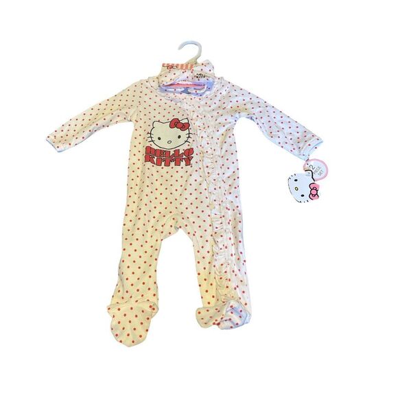 Hello Kitty 2 piece set size 6 Month button ruffles pajamas and bow - Picture 1 of 6